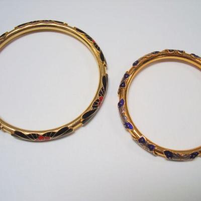Lot 2044 -Set of Cloisonne Jewelry (2) Bracelets (1) Necklace 