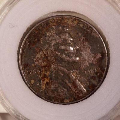 Two 1943 Steel Penny's  1077