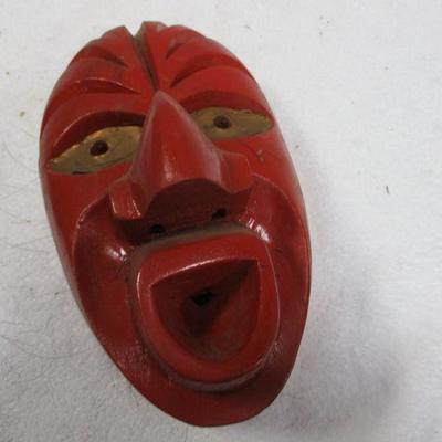 Lot 9 - Native American Wooden Mask