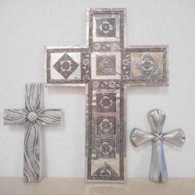 Lot 3106 - Group of 3 Aluminum Crosses