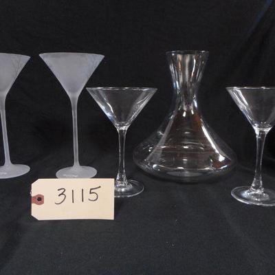 Lot 3115 - Belvedere Vodka Glasses 