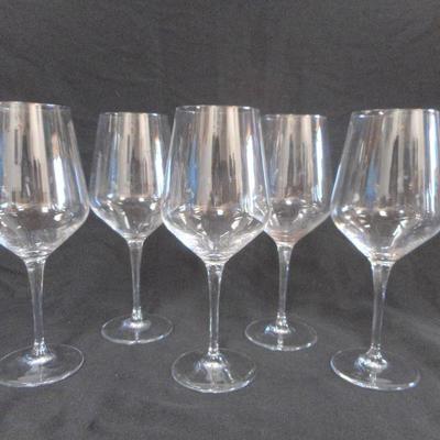 Lot 3116 - 5 Bormioli Rocco Wine Glasses