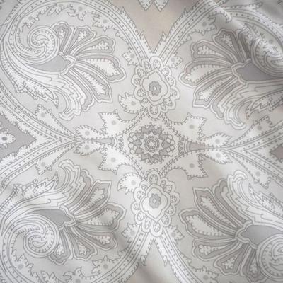 Lot 3124 - Echo Design Paisley Comforter + Pillow Shams