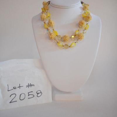 Lot 2058 - Adorable Yellow Vintage Two Strand Necklace