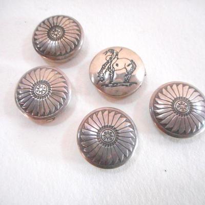 Lot 2061 - Lot of 5 Sterling Buttons for Clothing Crafts Art
