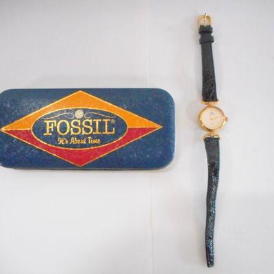 Lot 2065 - Warren Quartz Womens Wristwatch 