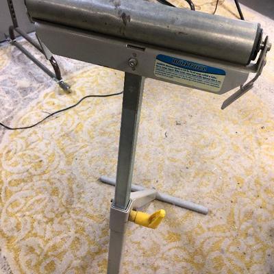 Lot # 44 Workforce Adjustable And folding Variable height tool