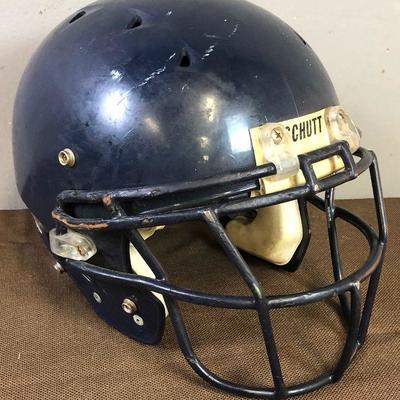Lot # 70 SCHUTT - Football helmet