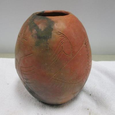 Lot 22 - Native American Earthen Pottery Vase Inscribed Ceremonial Art Signed by Artist 10
