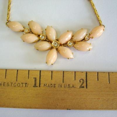 Lot 2075 - 18kt 5 Diamonds and Rose Quartz (?) Stones 15.3 Grams Necklace