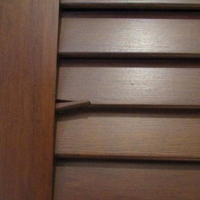 Decorative Solid Wood Double Louvered Door Wall Trinket Shelf (No Contents)