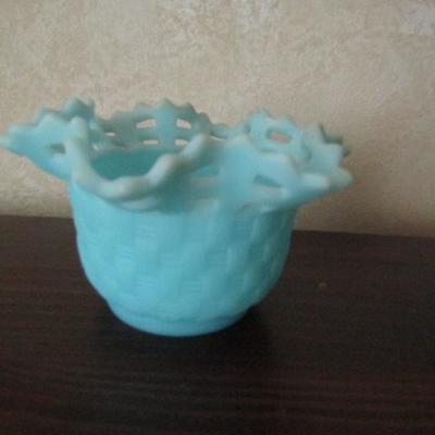 Blue Basket Weave Reticluted Ruffle Edge Fenton Glass Bowl 3"x5"