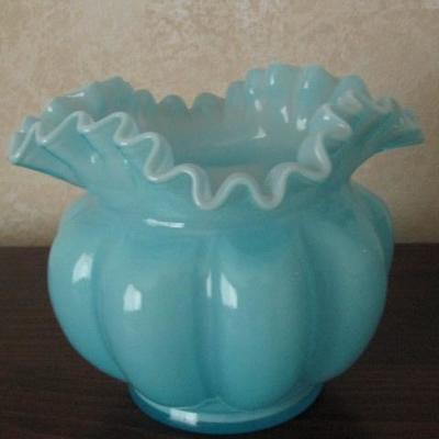 Blue Bulb Ruffle Edge Fenton Glass Bowl 6"x5"