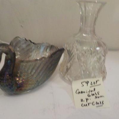 Decanter and Depression Glass swan. 