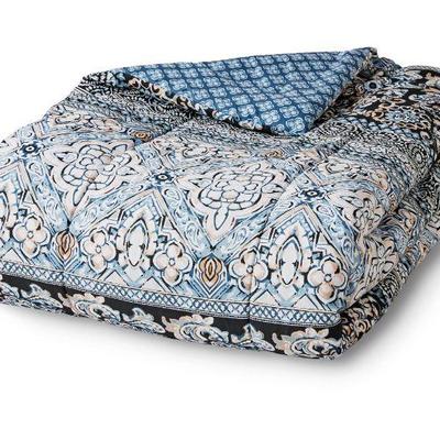 Mainstays Alanis Medallion Reversible Comforter Set, Full/Queen, $45 Retail