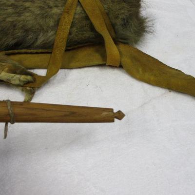 Lot 81 -Wood Carved Bow With Animal Pelt Quiver 40