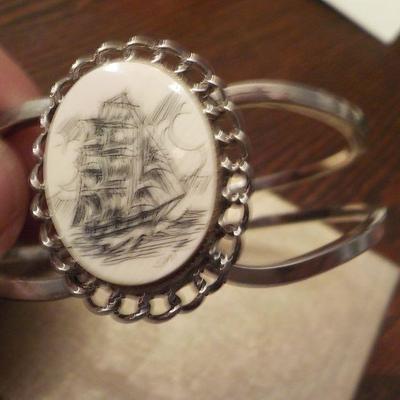 Schrimshaw bracelet 