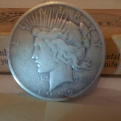 1922 Piece silver dollar