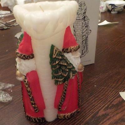 Kris Kringle Candle 11 inch.