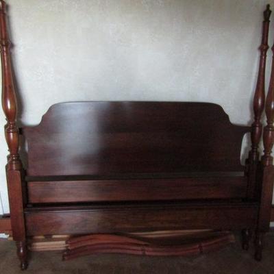 Four Poster Canopy Bed Frame Queen Size 64"