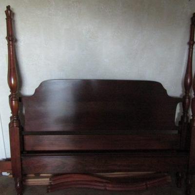 Four Poster Canopy Bed Frame Queen Size 64"