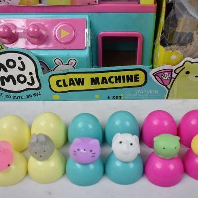 The Original Moj Moj Claw Machine w/ Lights & Sounds. Complete. Open, $40 Retail