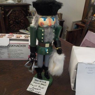 Nut Cracker/ Seiffener designs/ 14 in.