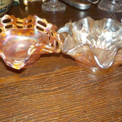 2 Vintage Carnival Glass Shell shape Candy dishes.