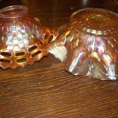 2 Vintage Carnival Glass Shell shape Candy dishes.