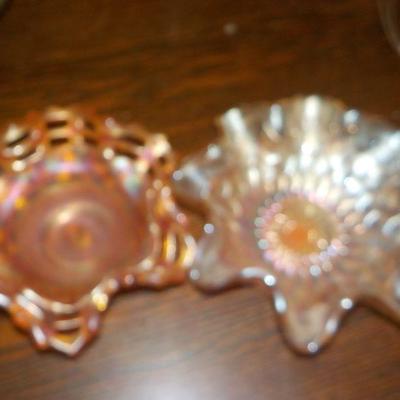 2 Vintage Carnival Glass Shell shape Candy dishes.