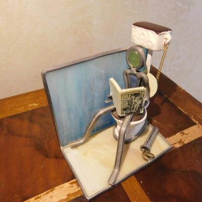 Folkart Man on a Mission With Stained Glass Panel Backdrop 4"x4"