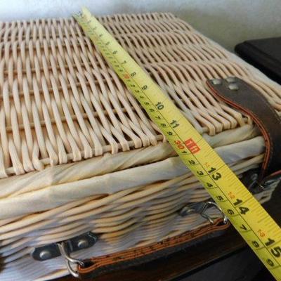 Rattan Wicker Weave Case with Leather Straps 16"x12"