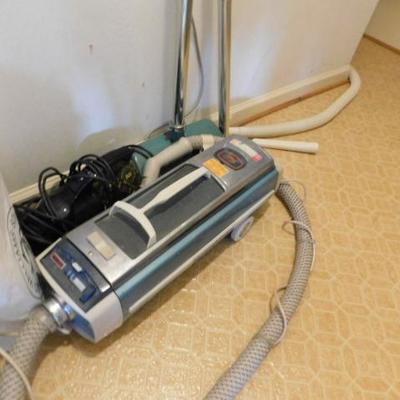 Electrolux Vacuum Cleaner with Accessories and Bags