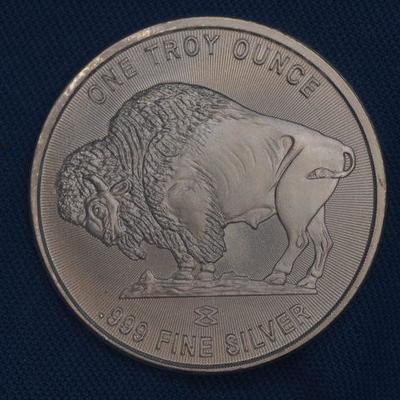 Buffalo Silver Bullion 1 Troy OZ    882