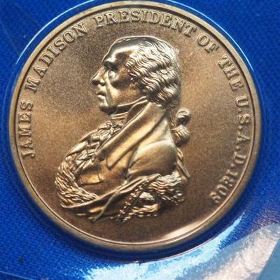 WW-2 Collectible Memorial Coin 