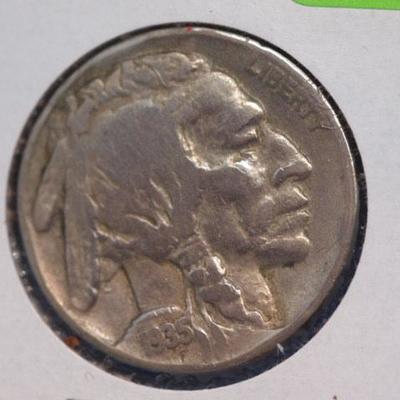   1935 S and a 1935 P Buffalo Nickel's   302