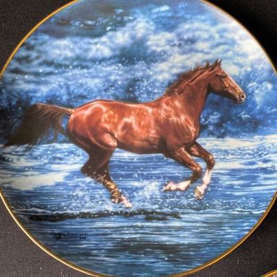 Set of 3 Horse Plates by Danbury Mint - Lot 376