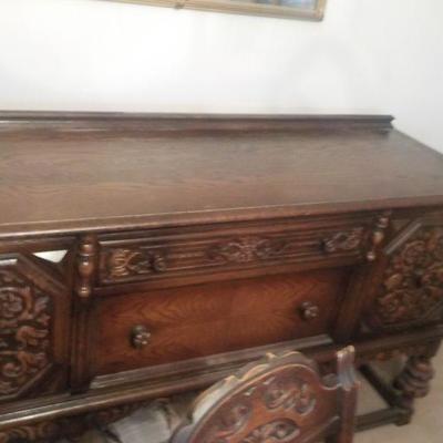Queen Anne / Victorian Buffet Table.