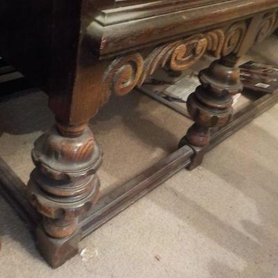Queen Anne / Victorian Buffet Table.