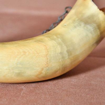 Lot 18: Vintage Bone Horn