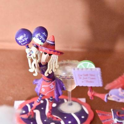 Lot 38: Collection of Dolly Mama's Dazzling Divas Figurines