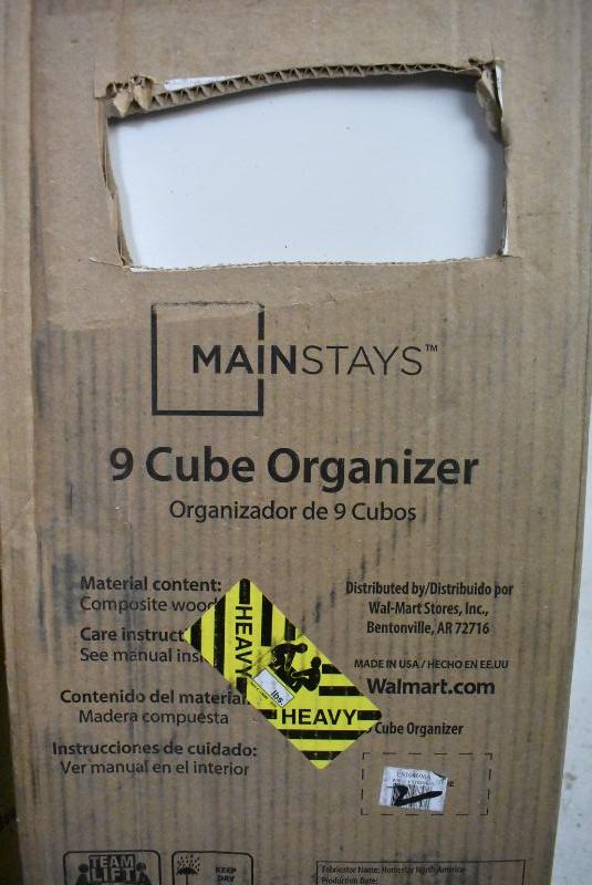 Mainstays 9 Cube Organizer, White. Minor chips w/ one larger chip. No