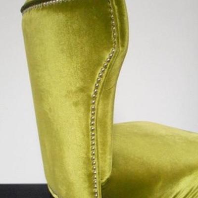 Lot 158 - Plush and Soft Avocado Green Upholstered Accent Chair