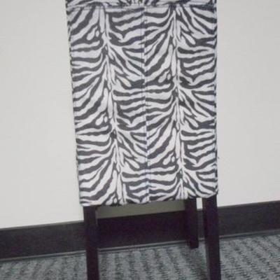 Lot 165 - Zebra Pattern Upholstered Youth Childs Chair 