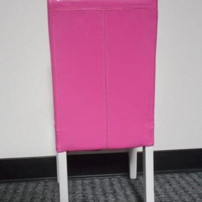 Lot 167 - Childs Hot Pink Patent Leather Chair 