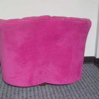 Lot 175 - Hot Pink Heart Shaped Glamour Chair Complete with Sparkles