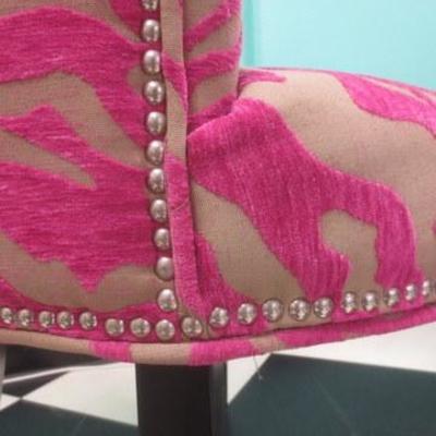 Lot 184 - Plush Pink Zebra Pattern Chair with Nail Head Trim