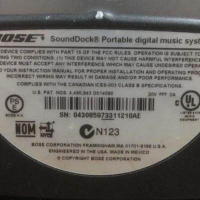 Lot 228 - Bose SoundDock Portable Digital Music System 