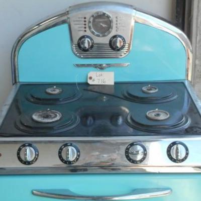 Lot 716 - Very Cool Retro Turquoise Colored Oven/Stove w/ Hood Vent