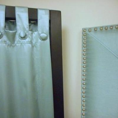 Lot 508 - Matching Silk/Satin Fabric Covered 3 Panel Dressing Screen & Huge Mirror